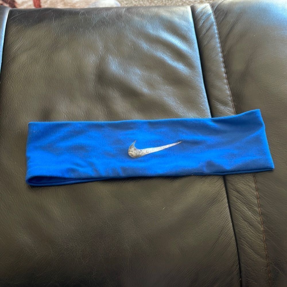 Nike kids blue headband